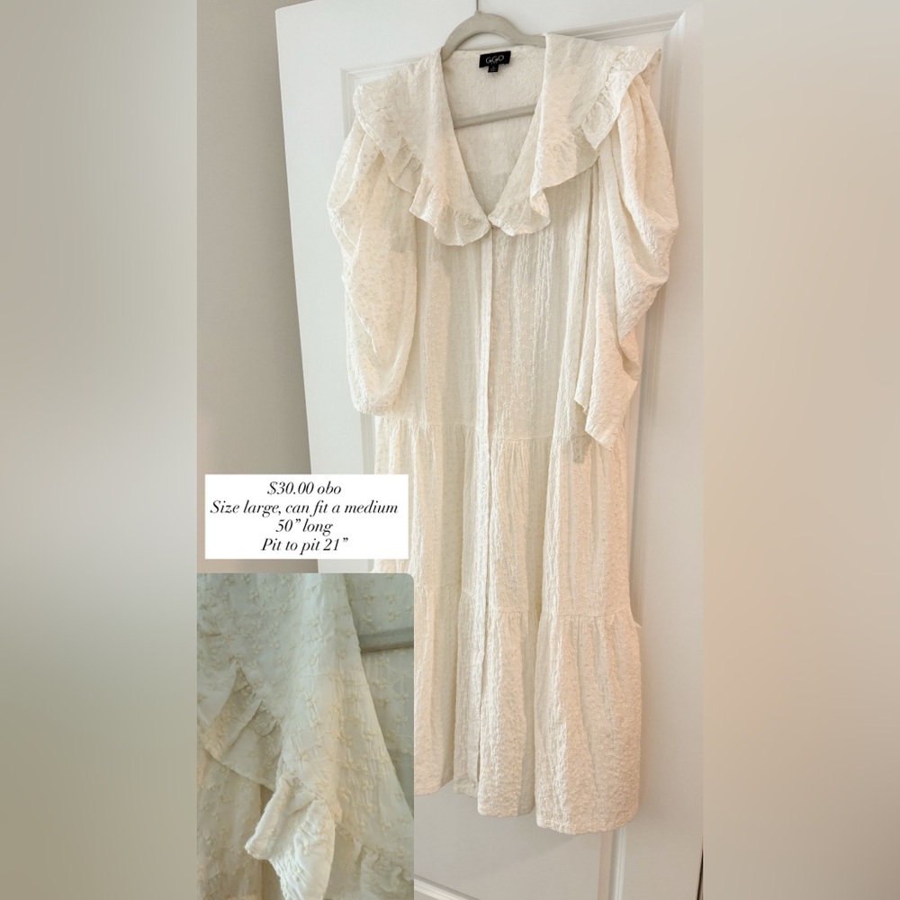 Elegant Cream Maxi Dress